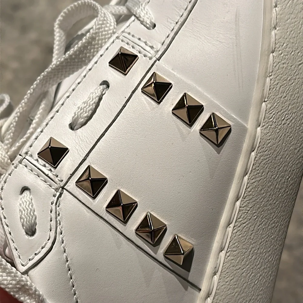 Valentino Garavani Rockstud Sneaker NWOT - Picture 14 of 16